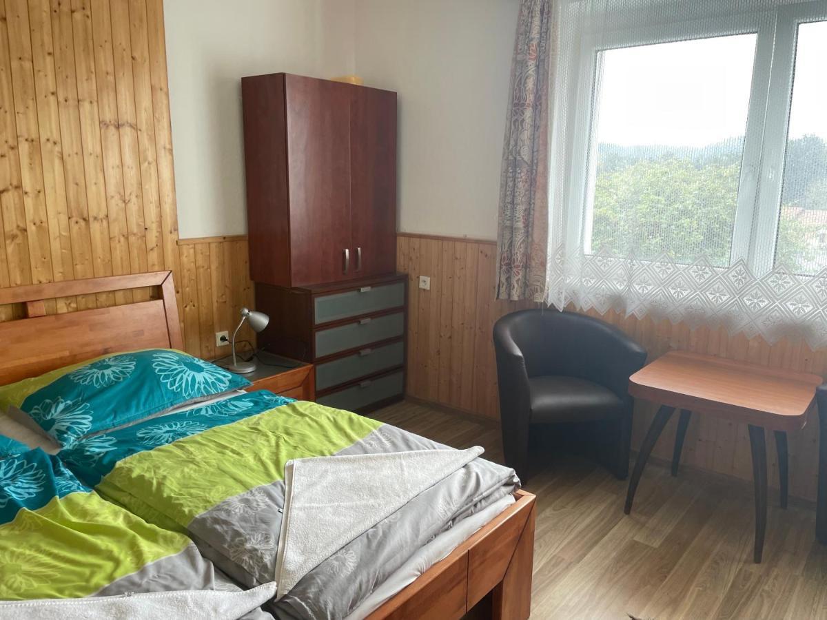 فندق Penzion Fontana Náměšť nad Oslavou المظهر الخارجي الصورة